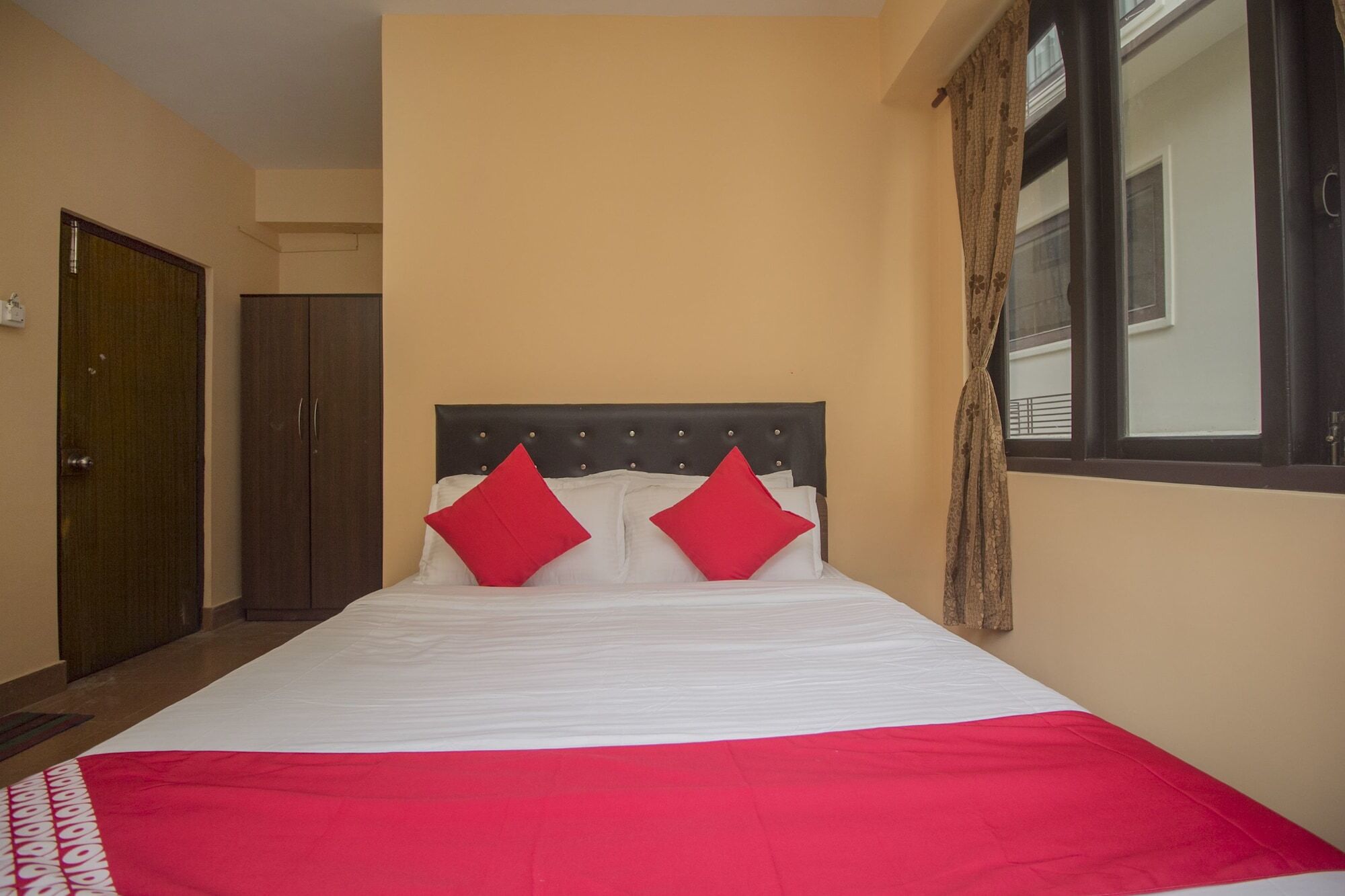 Oyo 18455 Hotel Golden Shangrila Gangtok Exterior photo